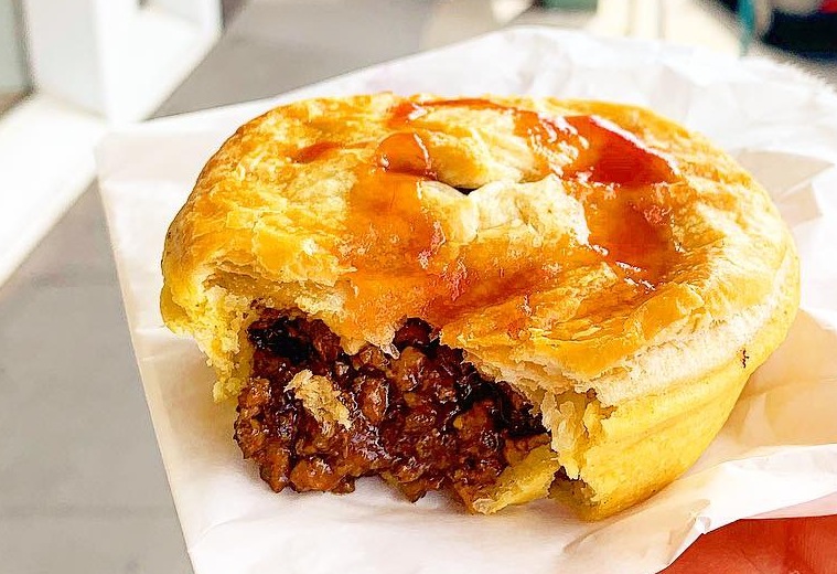 Classic Aussie Meat Pie